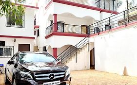 Oreo Villa With Swimming Pool